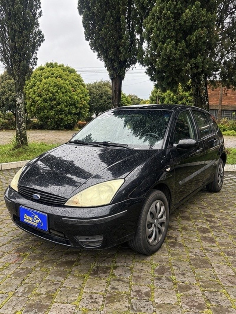 FOCUS 1.6 8V FLEX 4P MANUAL