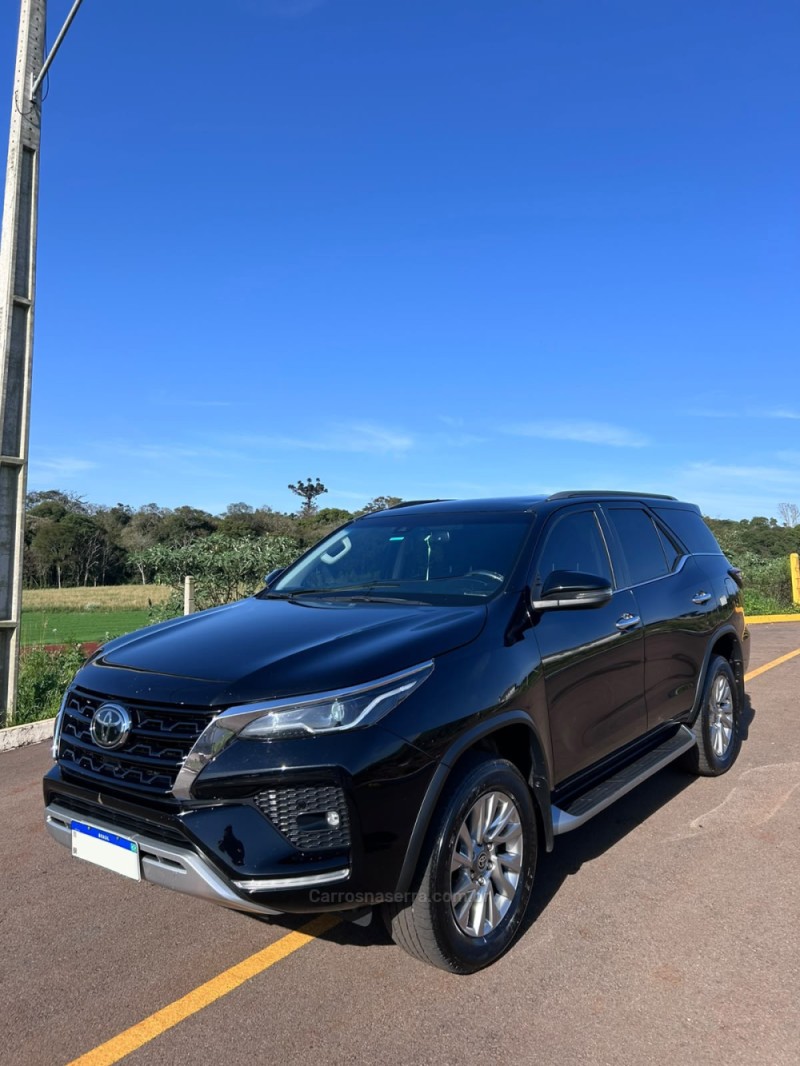 hilux sw4 2.8 srx 4x4 7 lugares 16v turbo intercooler diesel 4p automatico 2021 tapejara