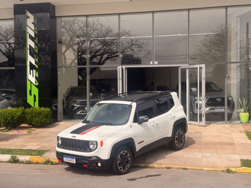 RENEGADE 2.0 16V TURBO DIESEL TRAILHAWK 4P 4X4 AUTOMÁTICO