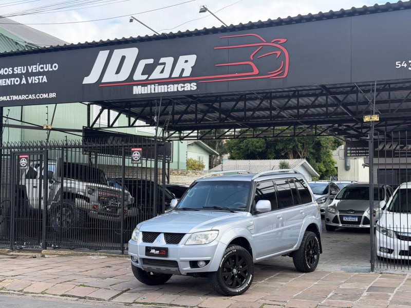 pajero tr4 2.0 4x4 16v 131cv gasolina 4p automatico 2010 caxias do sul