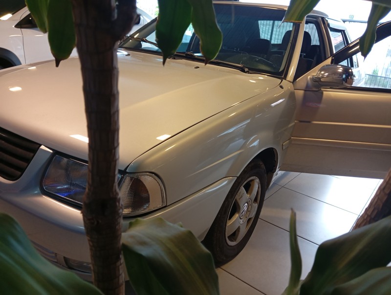 santana 2.0 mi 8v gasolina 4p manual 2001 caxias do sul
