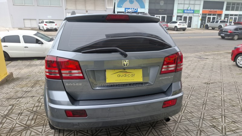 journey 2.7 se v6 24v gasolina 4p automatico 2010 caxias do sul