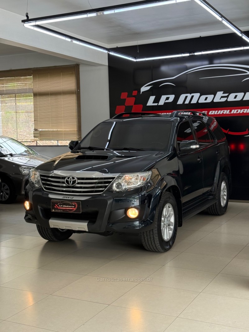 hilux sw4 3.0 srv 4x4 16v turbo intercooler diesel 4p automatico 2014 farroupilha