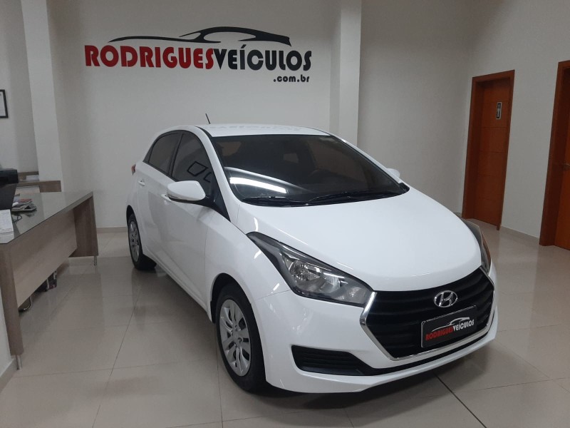 HB20 1.6 COMFORT PLUS 16V FLEX 4P AUTOMÁTICO