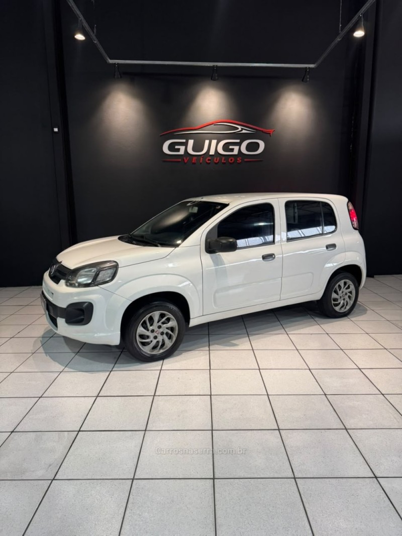 UNO 1.0 EVO ATTRACTIVE 8V FLEX 4P MANUAL