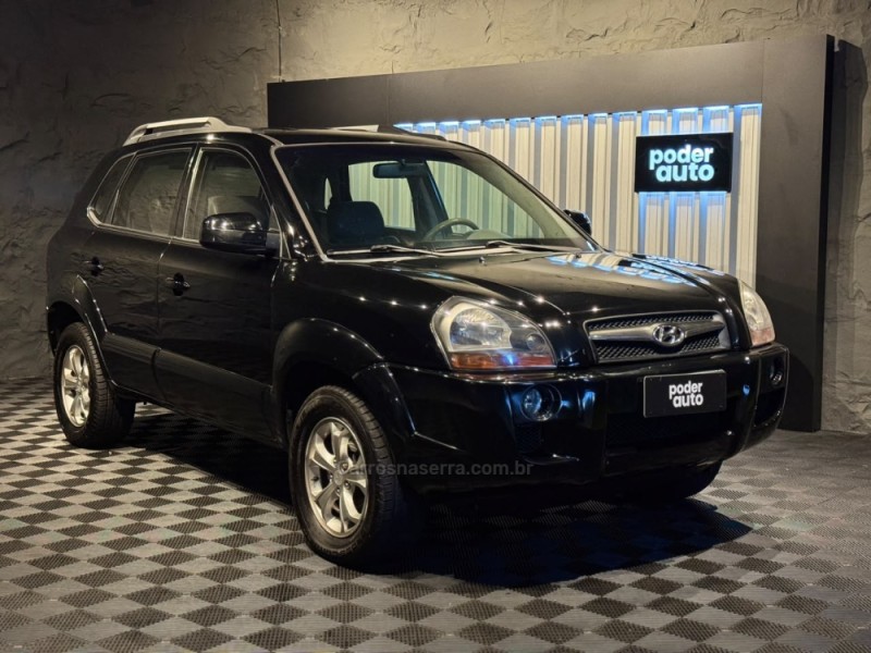 tucson 2.0 mpfi gls 16v 143cv 2wd gasolina 4p automatico 2010 farroupilha