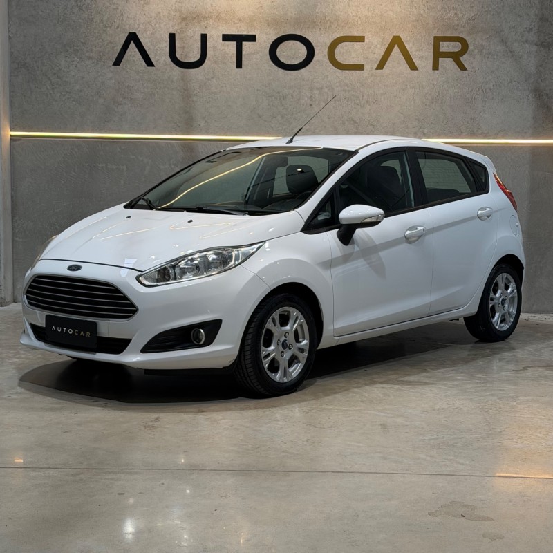 fiesta 1.6 se hatch 16v flex 4p manual 2015 caxias do sul