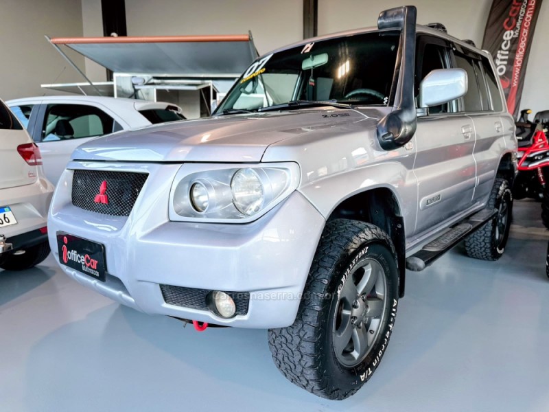 pajero tr4 2.0 4x4 16v 131cv gasolina 4p automatico 2007 tres coroas
