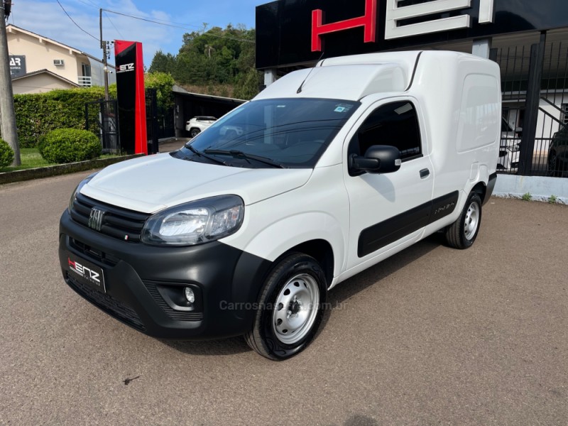 fiorino 1.3 furgao 8v gasolina 2p manual 2026 bom principio