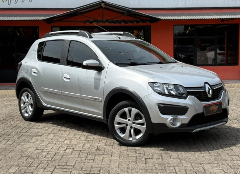 sandero 1.6 stepway 16v flex 4p automatico 2019 canela