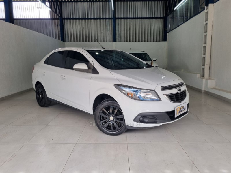 PRISMA 1.4 MPFI LT 8V FLEX 4P MANUAL