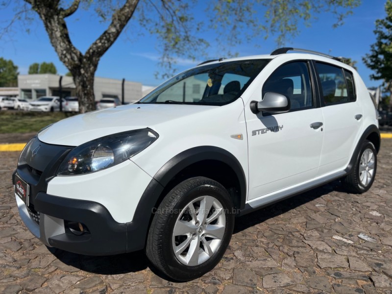 sandero 1.6 stepway 16v flex 4p manual 2013 dois irmaos