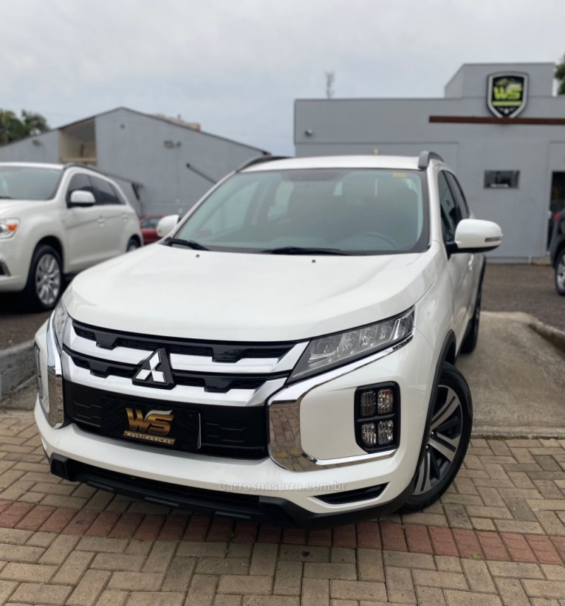 outlander 2.0 sport gls 16v flex 4p automatico 2022 venancio aires