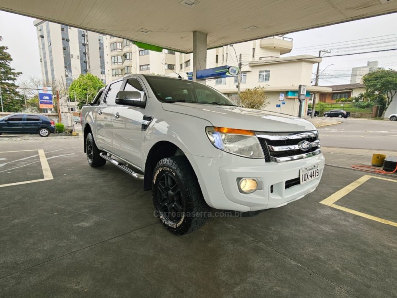 ranger 3.2 xlt 4x4 cd 20v diesel 4p automatico 2014 farroupilha
