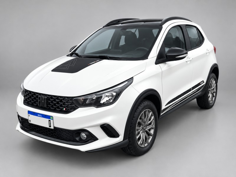 ARGO 1.3 8V TREKKING FLEX 4P MANUAL