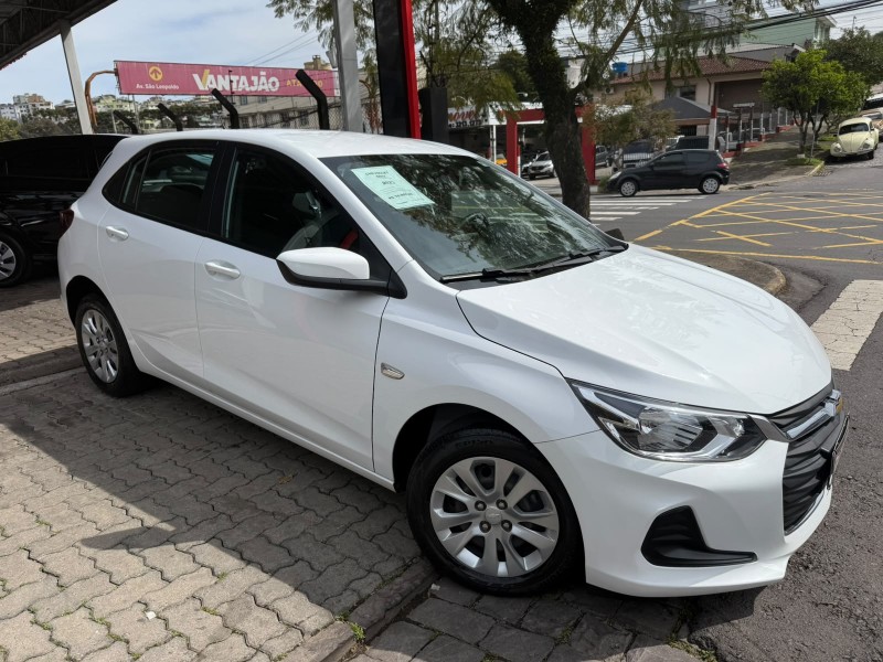 onix 1.0 lt 12v flex 4p manual 2023 caxias do sul