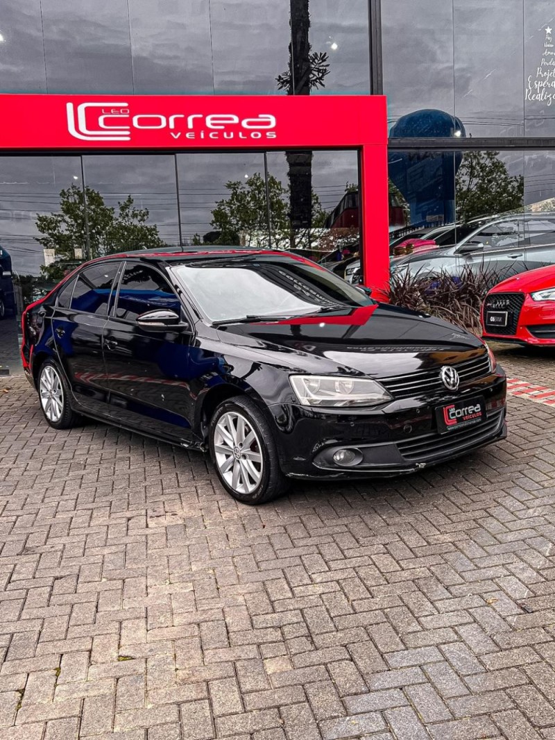 JETTA 2.0 COMFORTLINE FLEX 4P TIPTRONIC