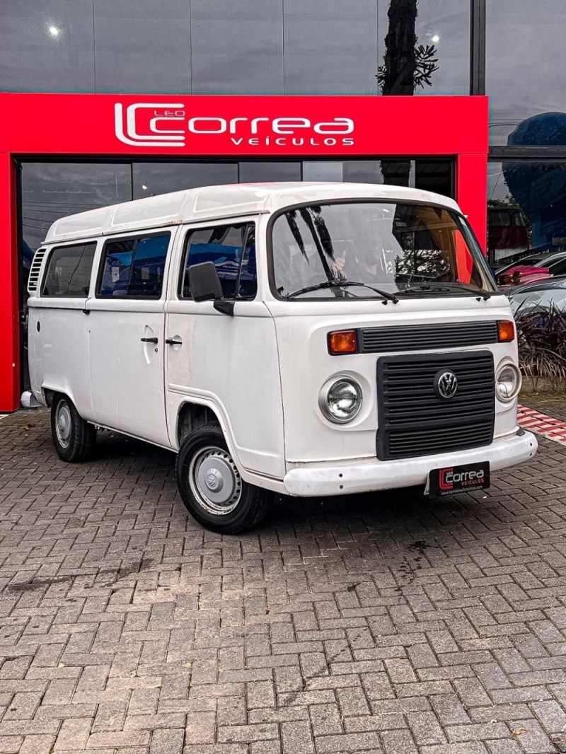 Volkswagen Kombi FURGÃO 1.4 MI TOTAL FLEX 8V 2011