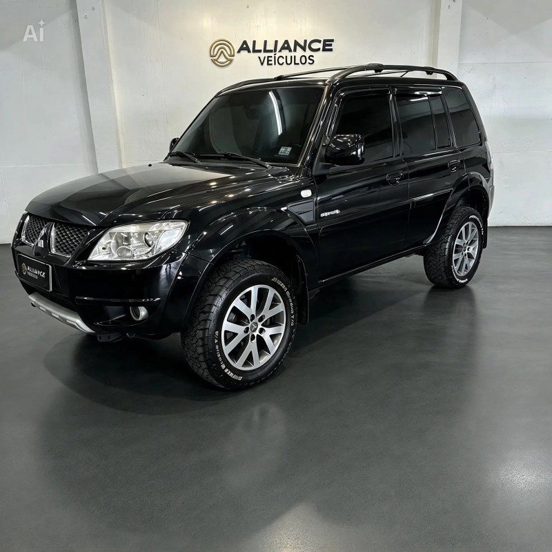pajero tr4 2.0 4x2 16v 140cv flex 4p automatico 2014 caxias do sul