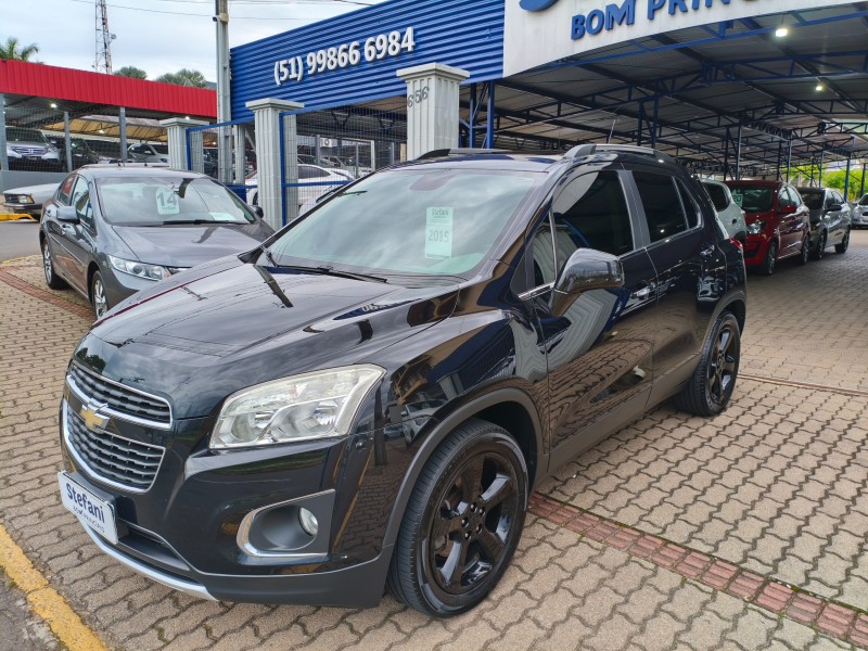 tracker 1.8 mpfi ltz 4x2 16v flex 4p automatico 2015 bom principio
