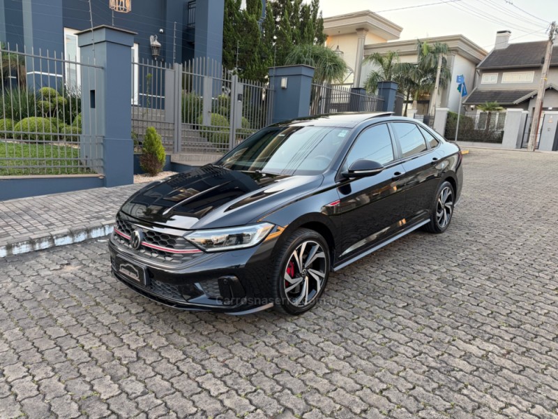 jetta 2.0 16v tsi gli 350 gasolina 4p automatico 2023 montenegro