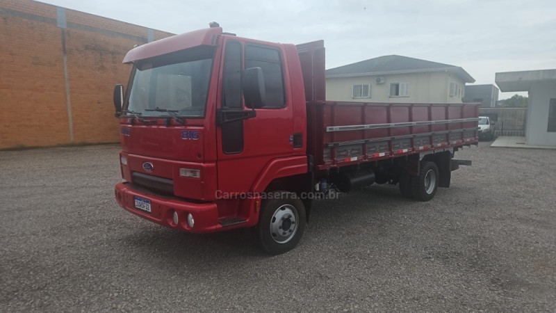 cargo 816 e turbo 2013 farroupilha