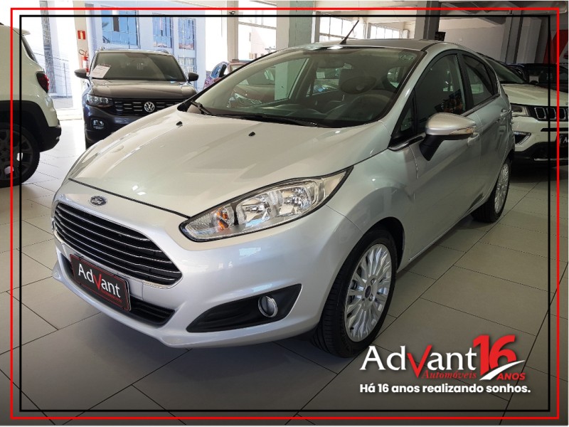 fiesta 1.6 titanium hatch 16v flex 4p automatico 2017 caxias do sul