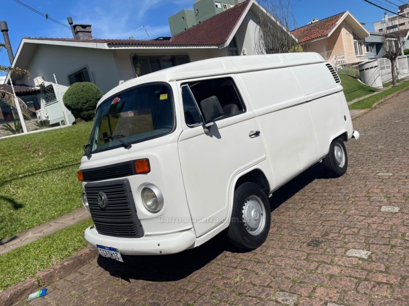 kombi 1.4 mi furgao 8v flex 3p manual 2013 porto alegre