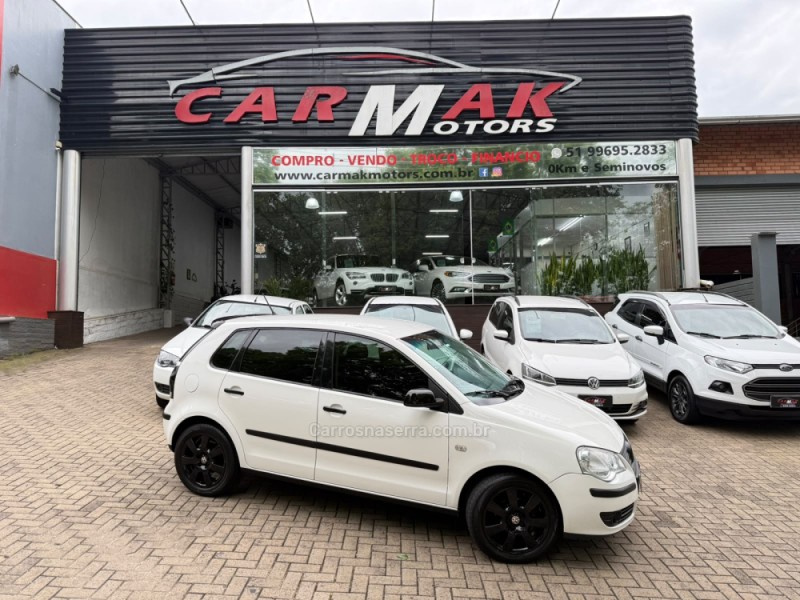 POLO 1.6 MI 8V E-FLEX 4P MANUAL