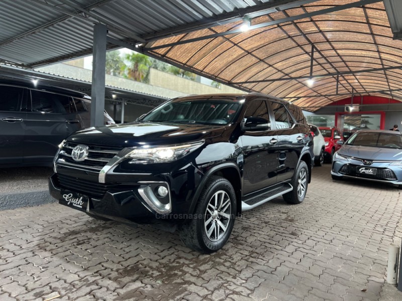 hilux sw4 2.8 srx 4x4 16v turbo intercooler diesel 4p automatico 2017 bom principio