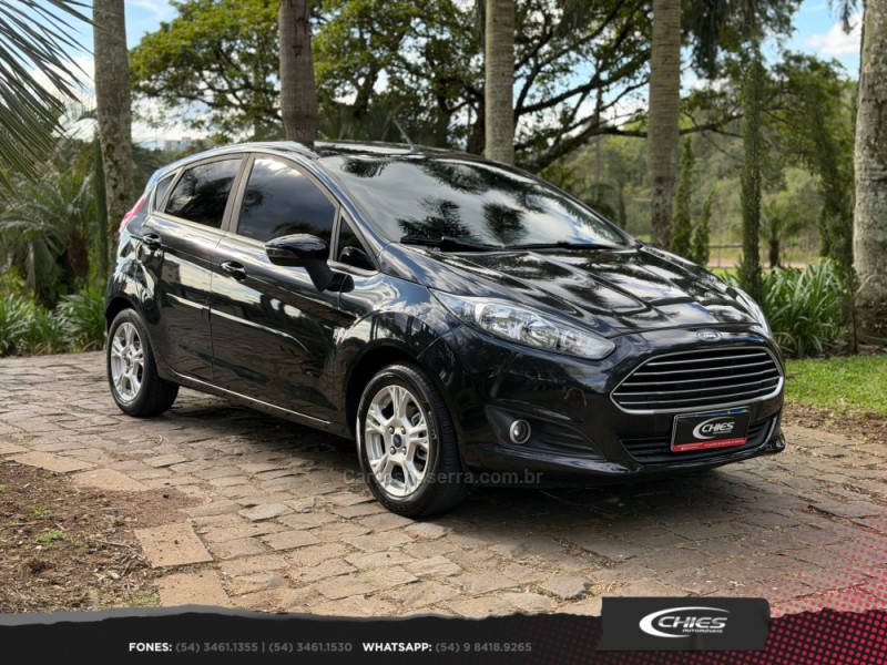 fiesta 1.6 se hatch 16v flex 4p automatico 2017 carlos barbosa
