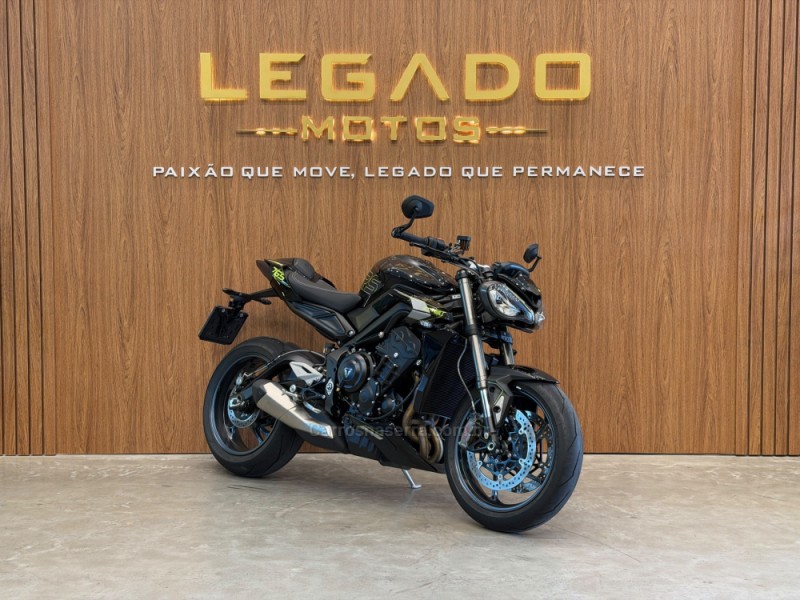 street triple s 765  2025 novo hamburgo