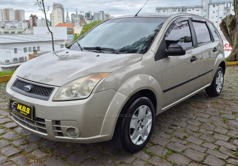 fiesta 1.0 rocam hatch 8v flex 4p manual 2009 caxias do sul