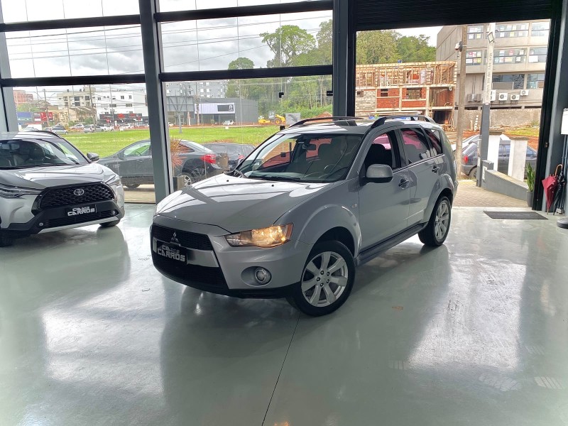 outlander 2.0 16v gasolina 4p automatico 2012 lajeado