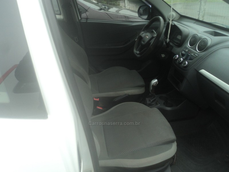 MONTANA 1.4 MPFI LS CS 8V FLEX 2P MANUAL