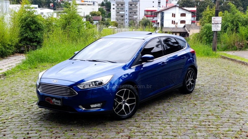 focus 2.0 titanium plus hatch 16v flex 4p auto 2018 caxias do sul