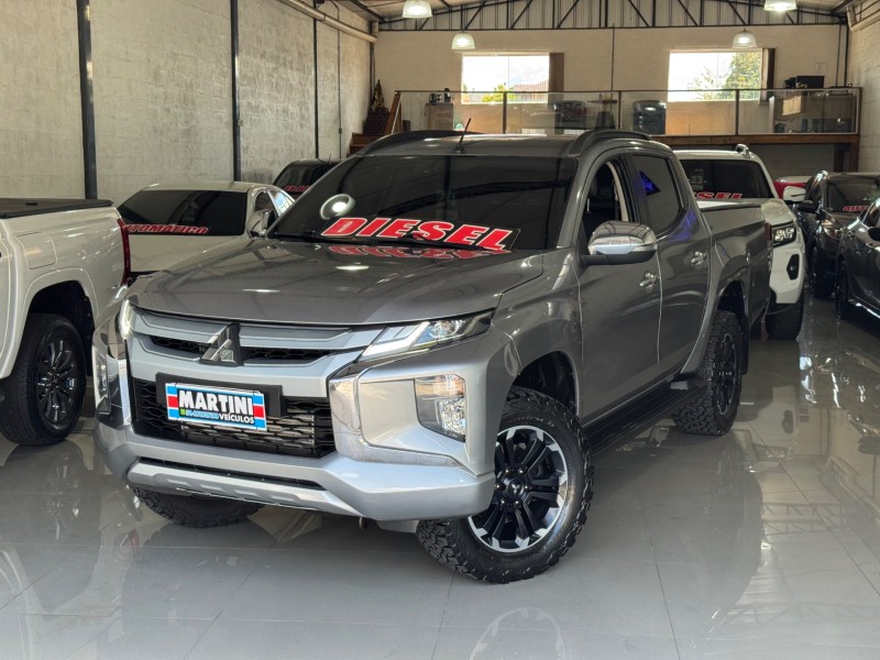l200 triton 2.4 16v turbo diesel sport hpe cd 4p 4x4 automatico 2024 caxias do sul