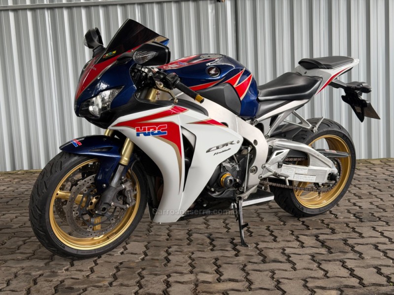 CBR 1000RR FIREBLADE
