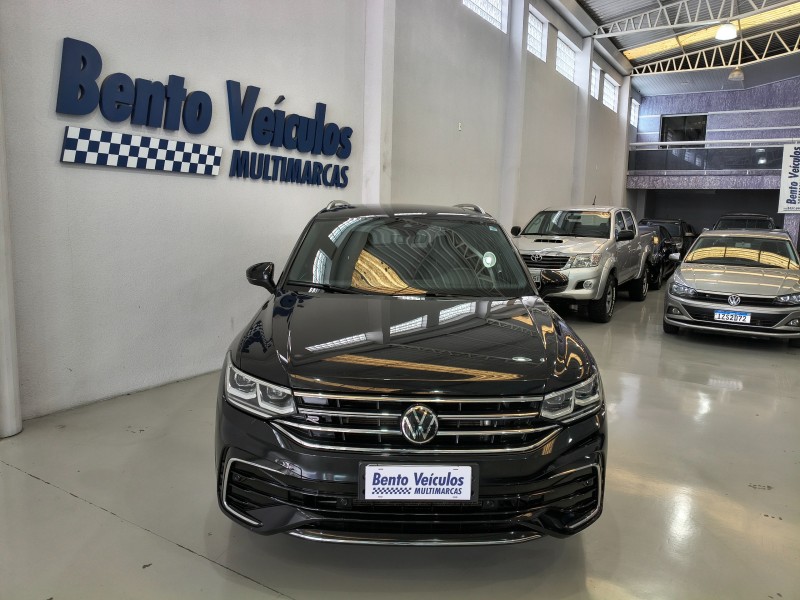 tiguan 2.0 allspace r line 300 tsi gasolina 4p automatico 2024 bento goncalves