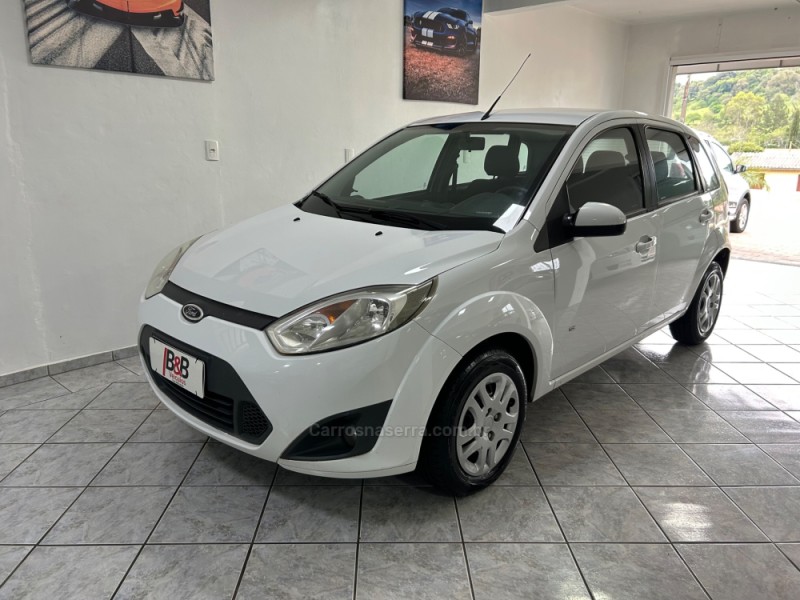 fiesta 1.6 se hatch 16v flex 4p manual 2014 nova prata