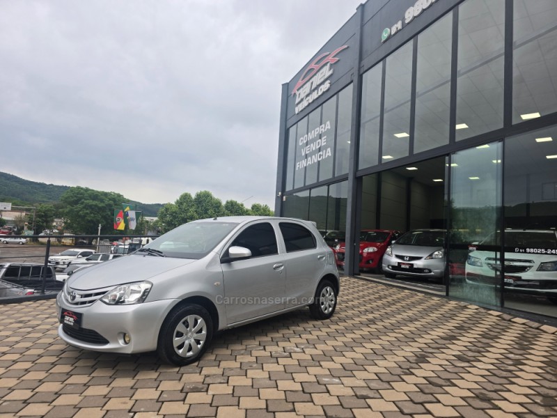etios  2014 encantado