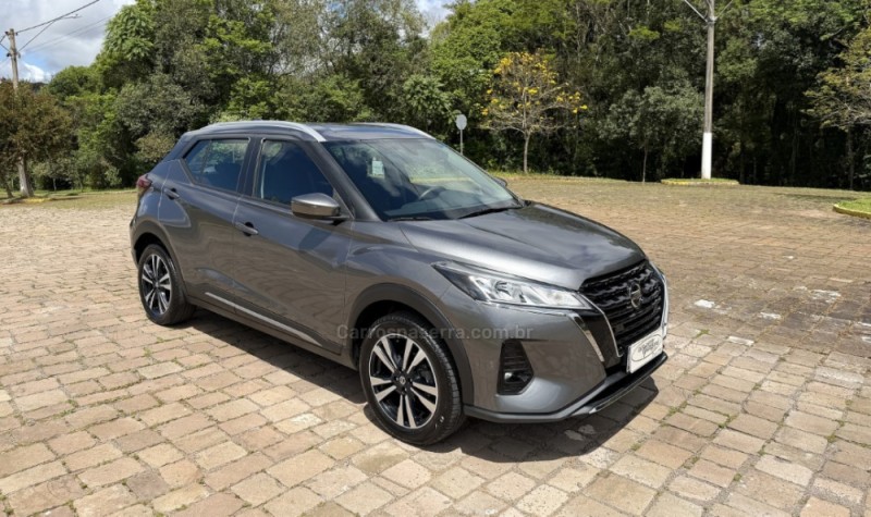 kicks 1.6 advance 16v flex 4p automatico 2022 guapore
