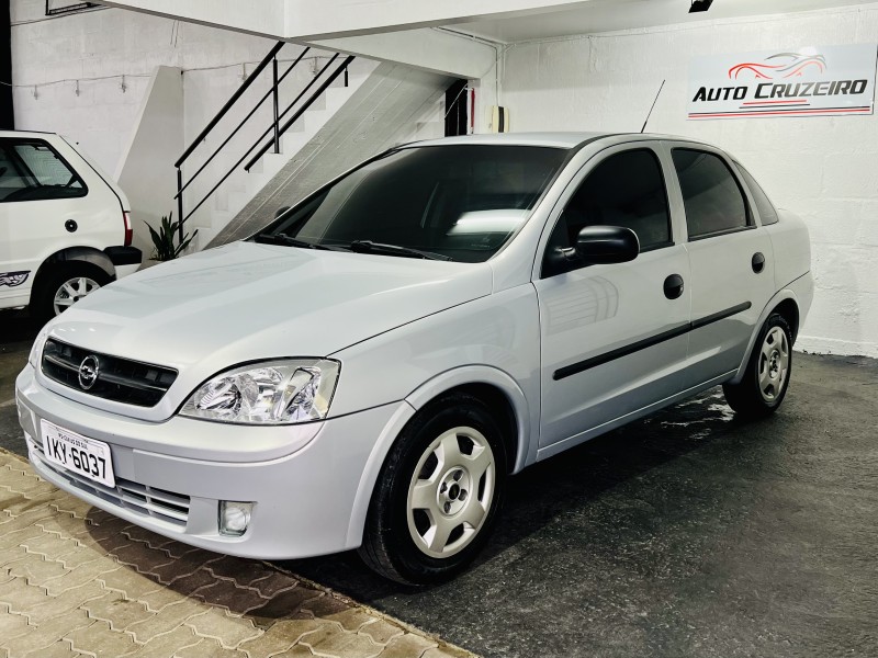 corsa 1.0 mpfi sedan 8v gasolina 4p manual 2003 caxias do sul