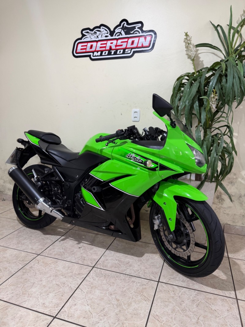 ninja 250r  2011 caxias do sul