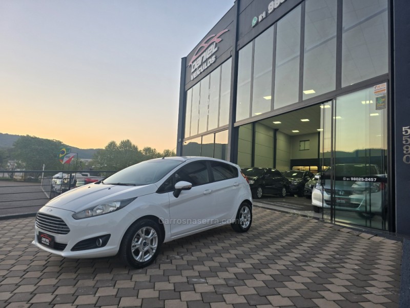 NEW FIESTA 1.5 SE HATCH 16V FLEX 4P MANUAL