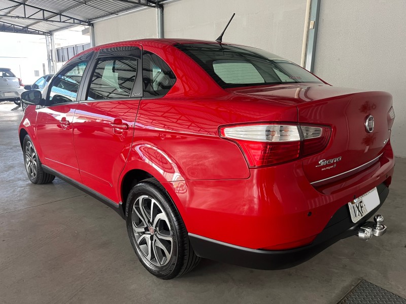 GRAND SIENA 1.4 MPI ATTRACTIVE 8V FLEX 4P MANUAL - 2016 - CAXIAS DO SUL