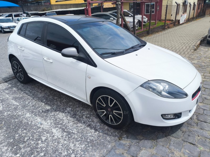 bravo 1.8 sporting 16v flex 4p automatizado 2014 farroupilha