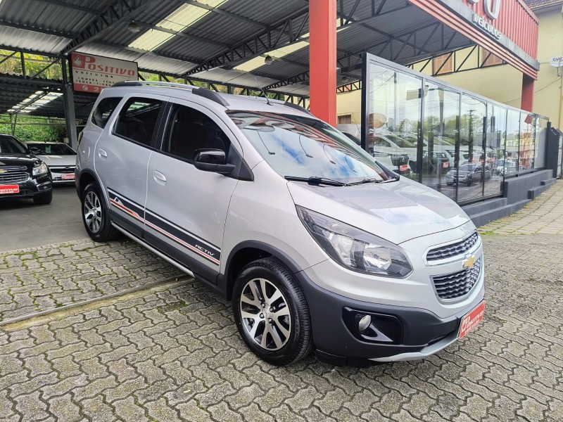spin 1.8 activ 8v flex 4p automatico 2018 caxias do sul