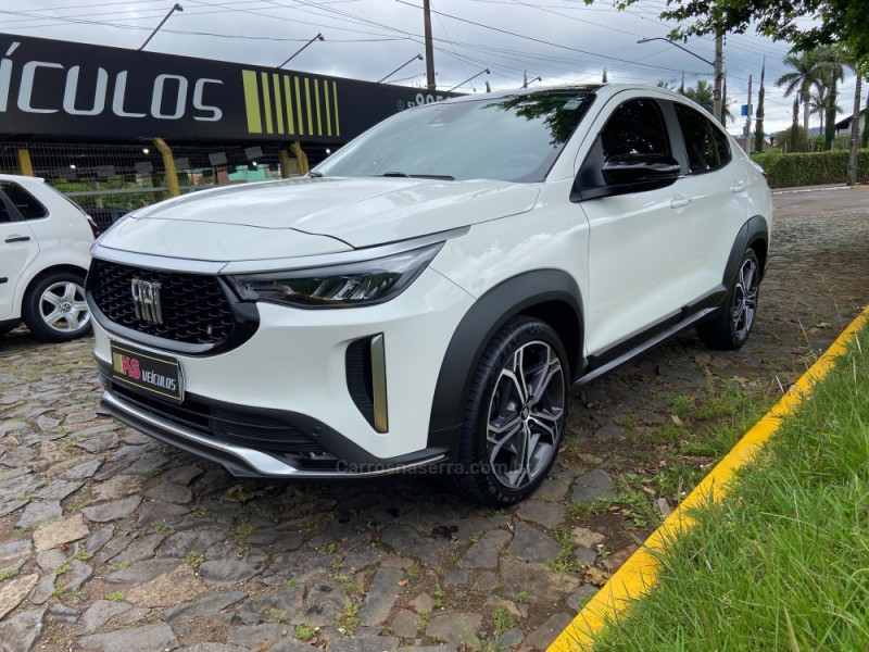 fastback 1.0 impetus 200 turbo flex 4p automatico 2023 dois irmaos