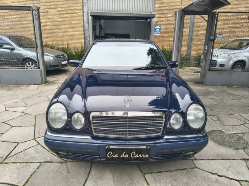 e 420 4.2 avantgarde v8 gasolina 4p automatico 1997 bento goncalves